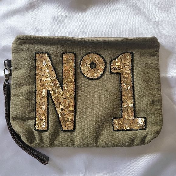 NEW! Ale by Allessandra wristlet/ clutch bag with sequins - Picture 1 of 8